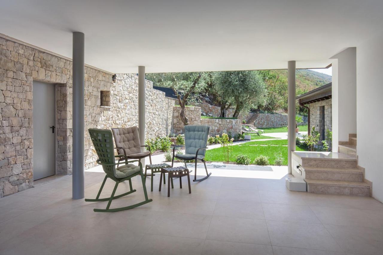 Villa Divina - Apt Icona Con Piscina E Vista Lago Castelletto Di Brenzone Eksteriør bilde